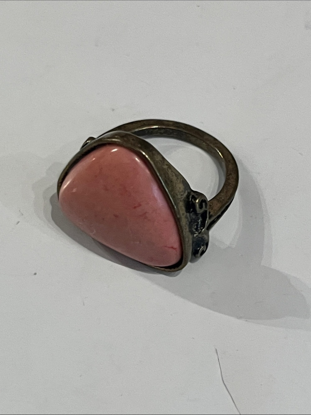 PINK stone triangle shaped stone ring sz 9